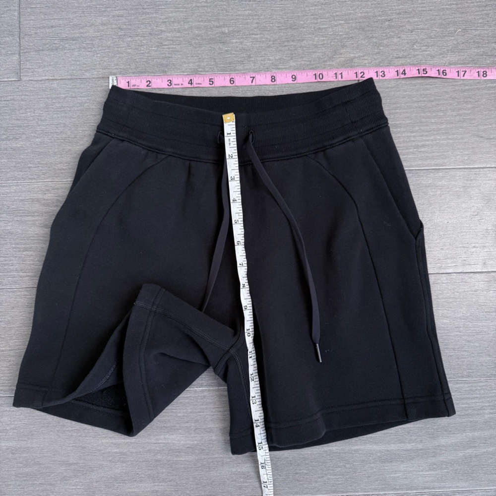 Lululemon Scuba High-Rise Short 5" - Black Size 4 Athletic Sweat Shorts W7CBOS - Picture 14 of 14